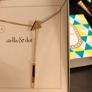 New never worn Stella & Dot Lariat Necklace
